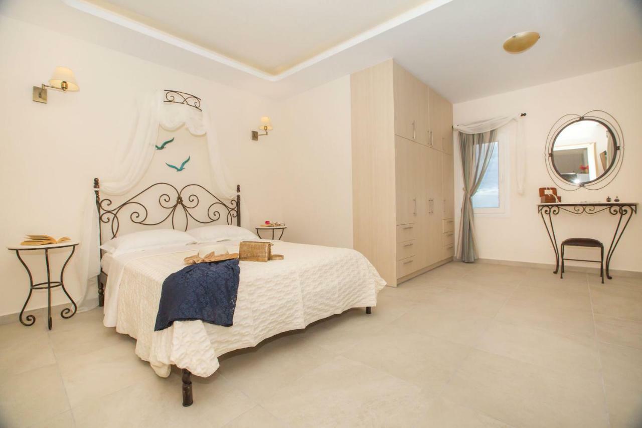 Apartment Pithos *
